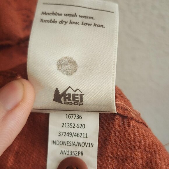 REI Cooperative Shirt Mens 2XL Rust Brown Organic Cotton Hemp Outdoors Map Print - Picture 7 of 10